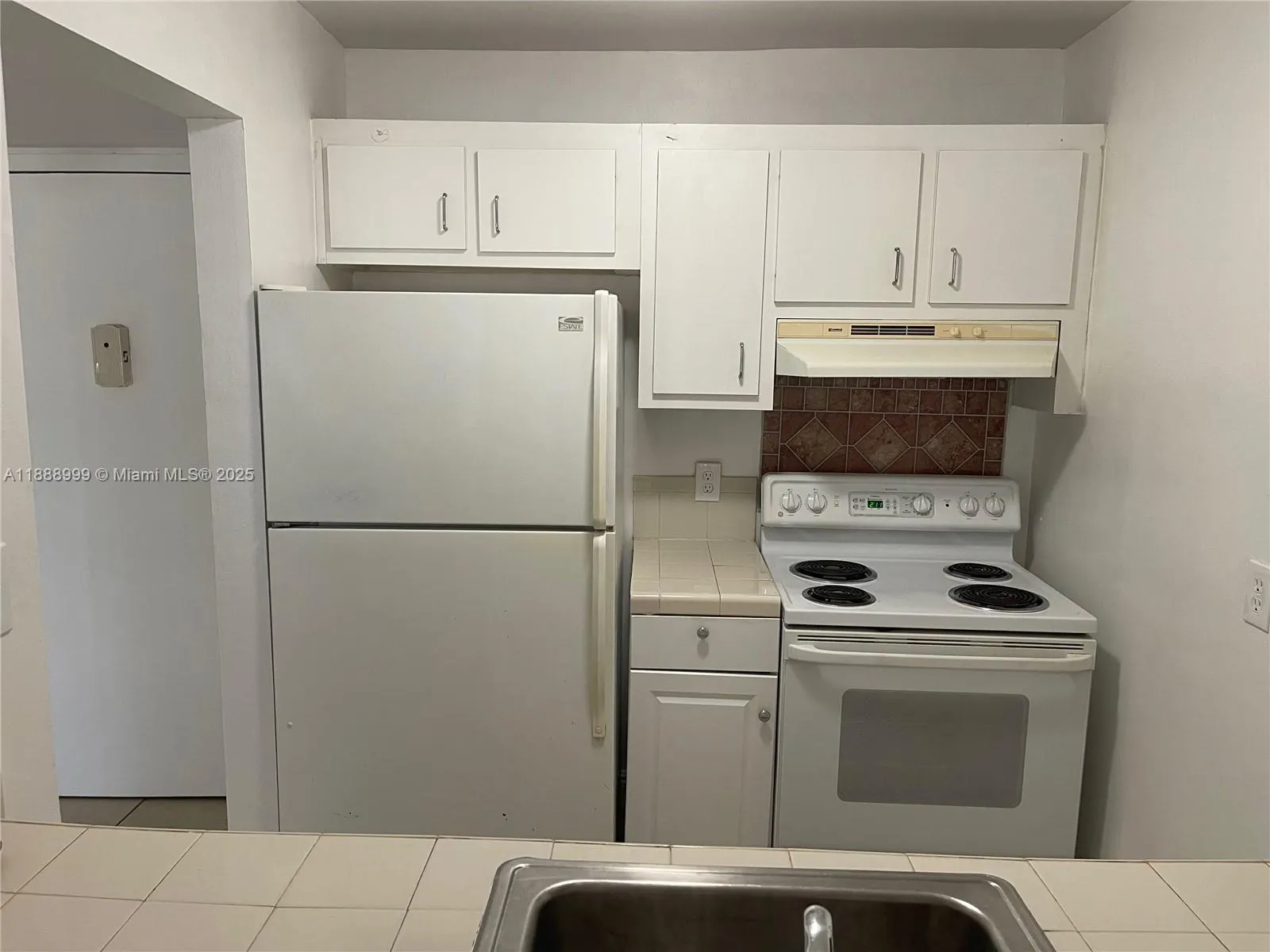 4222 Inverrary Blvd, #4106