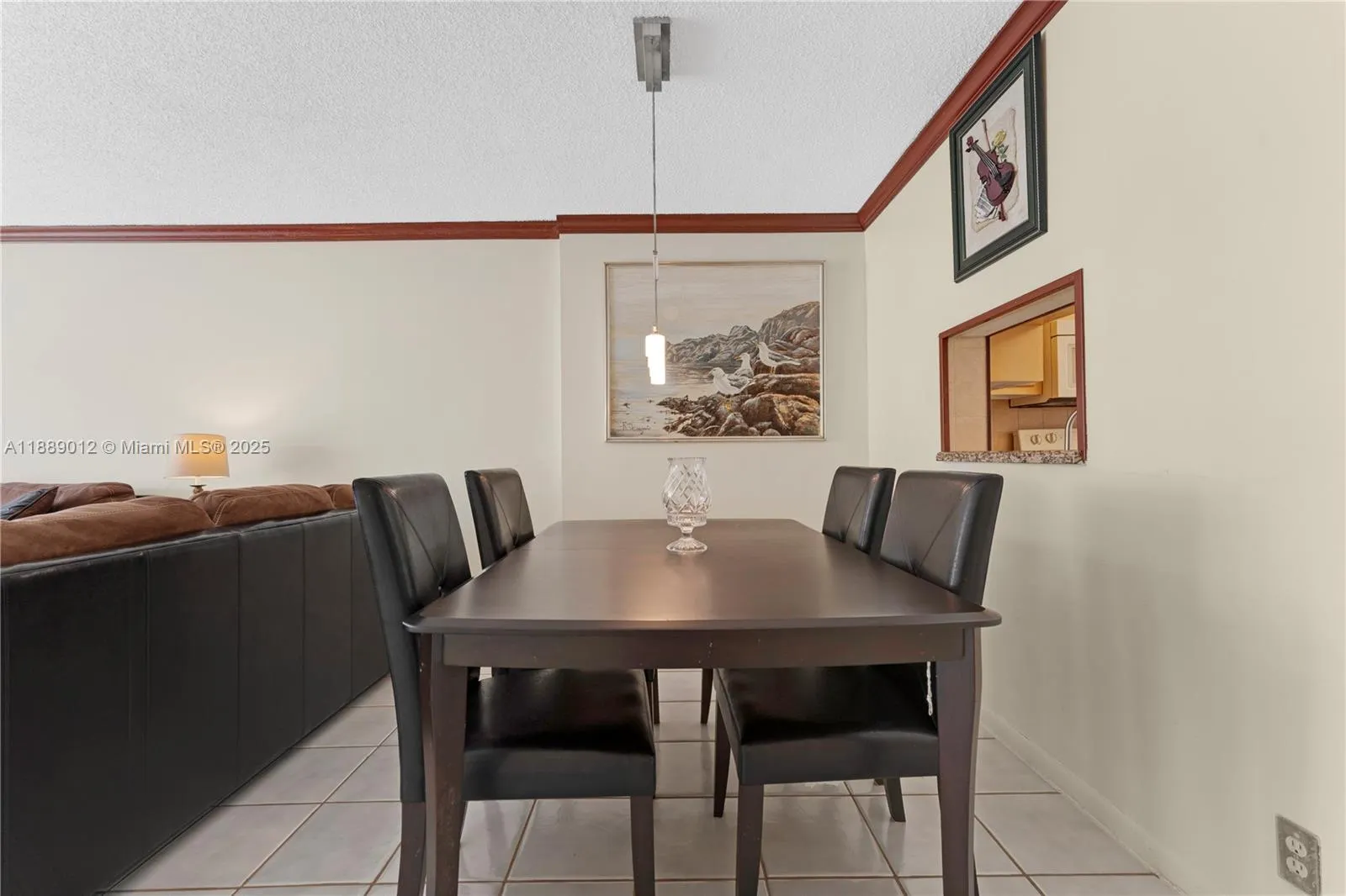 206 SE 10th St, #303
