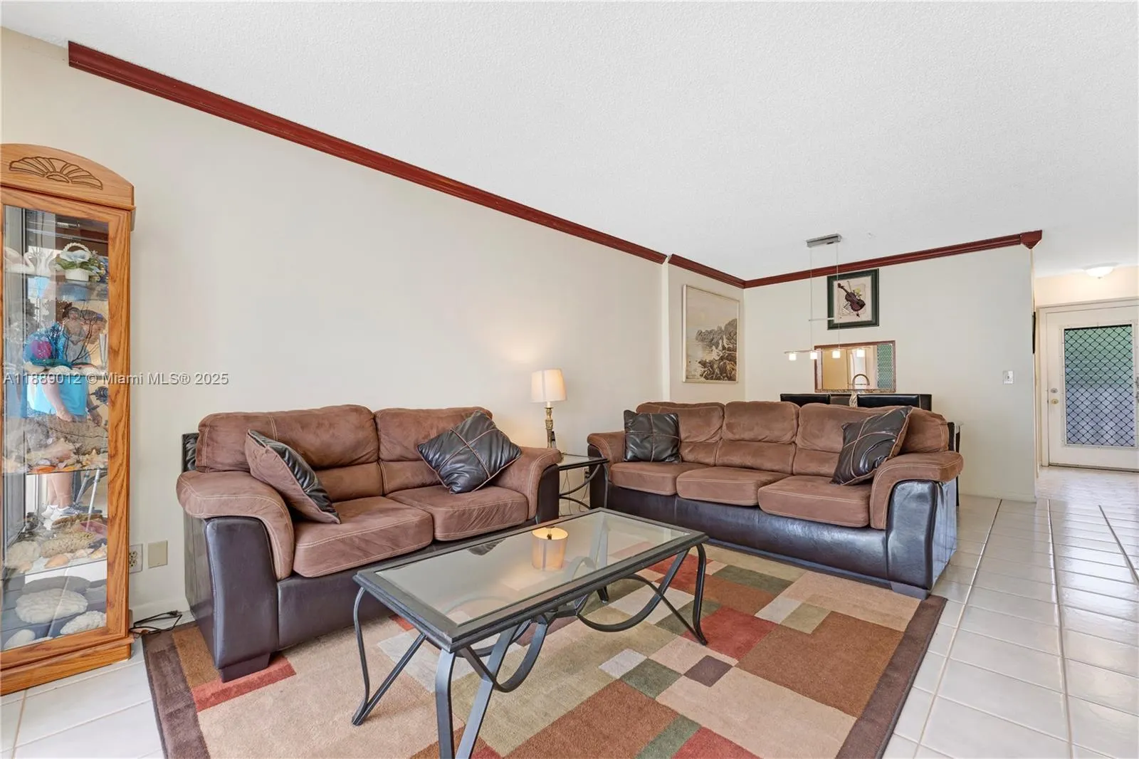 206 SE 10th St, #303