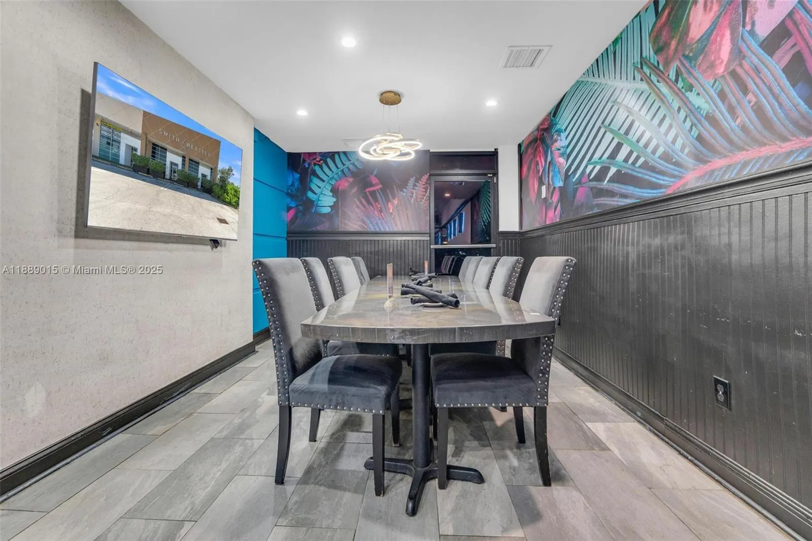TURN-KEY RESTAURANT 167th Street