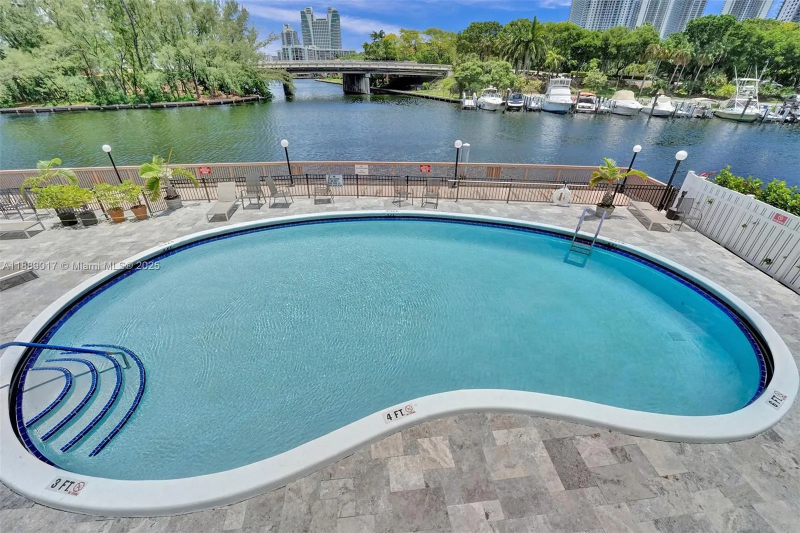 300 Diplomat Pkwy, #204