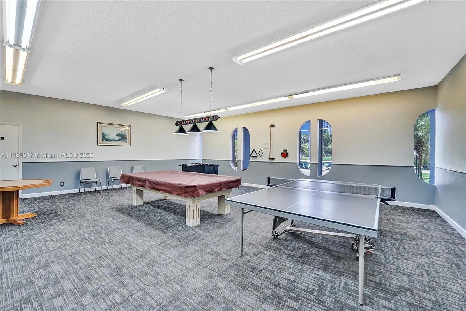 300 Diplomat Pkwy, #204