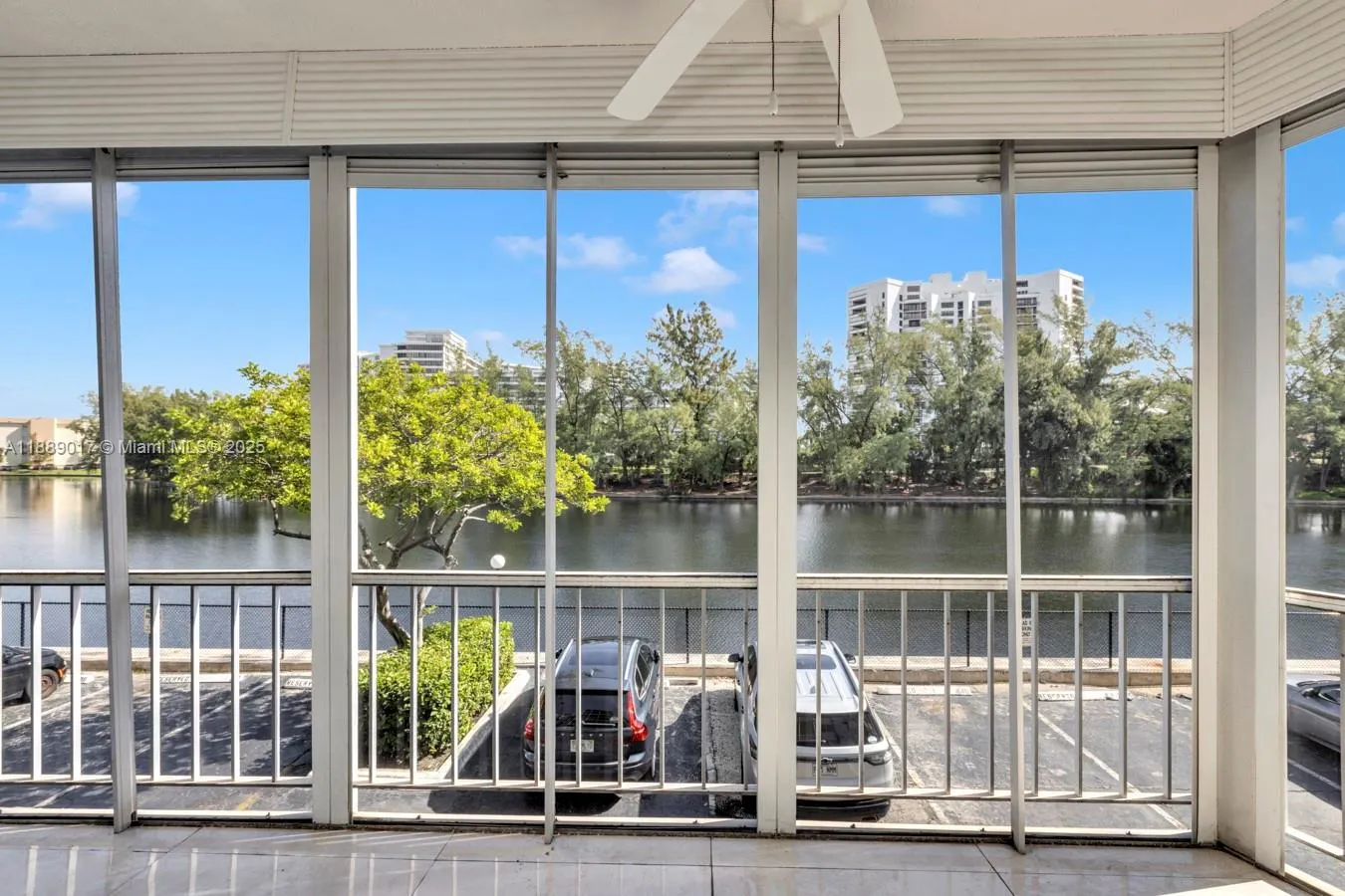 300 Diplomat Pkwy, #204