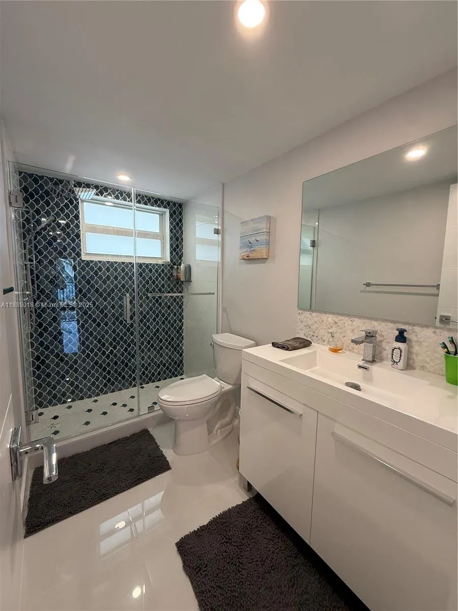 901 S Surf Rd, #306