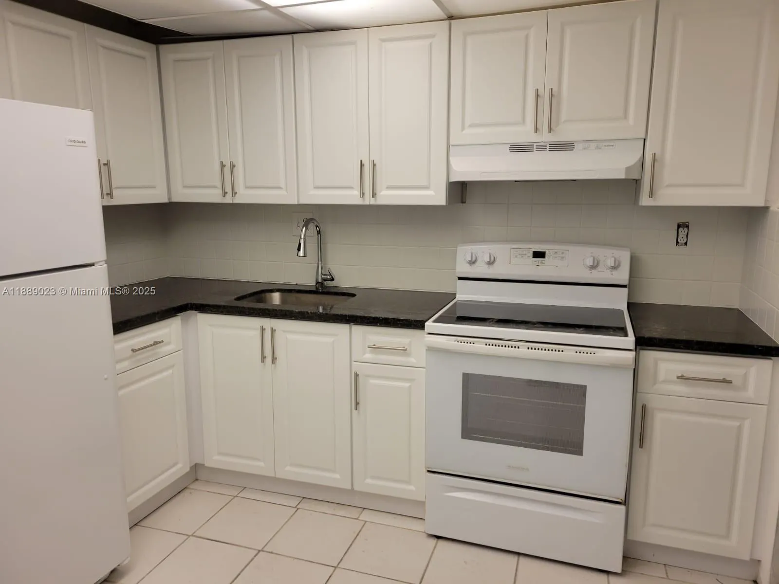 3907 NW 76th Ter, #3907