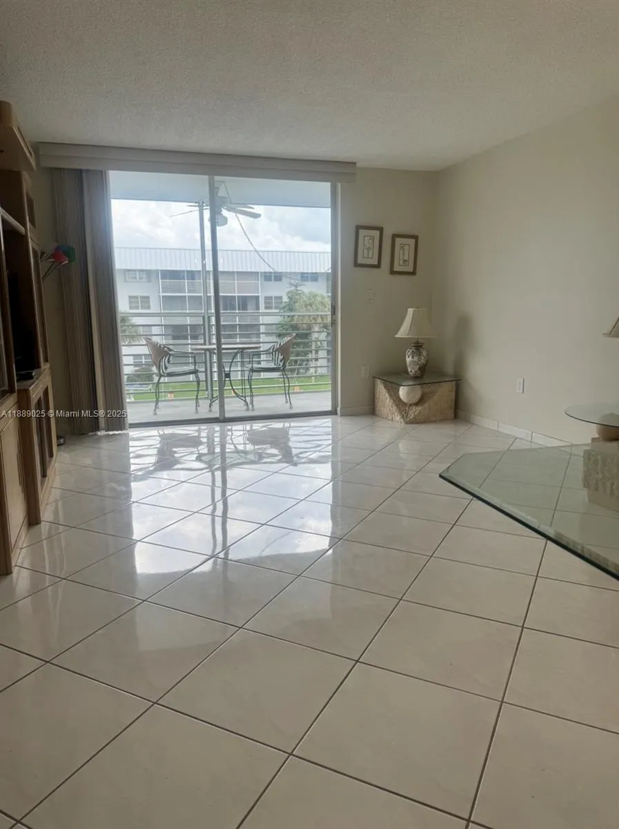 3600 NE 170 St., #Apt.D.303