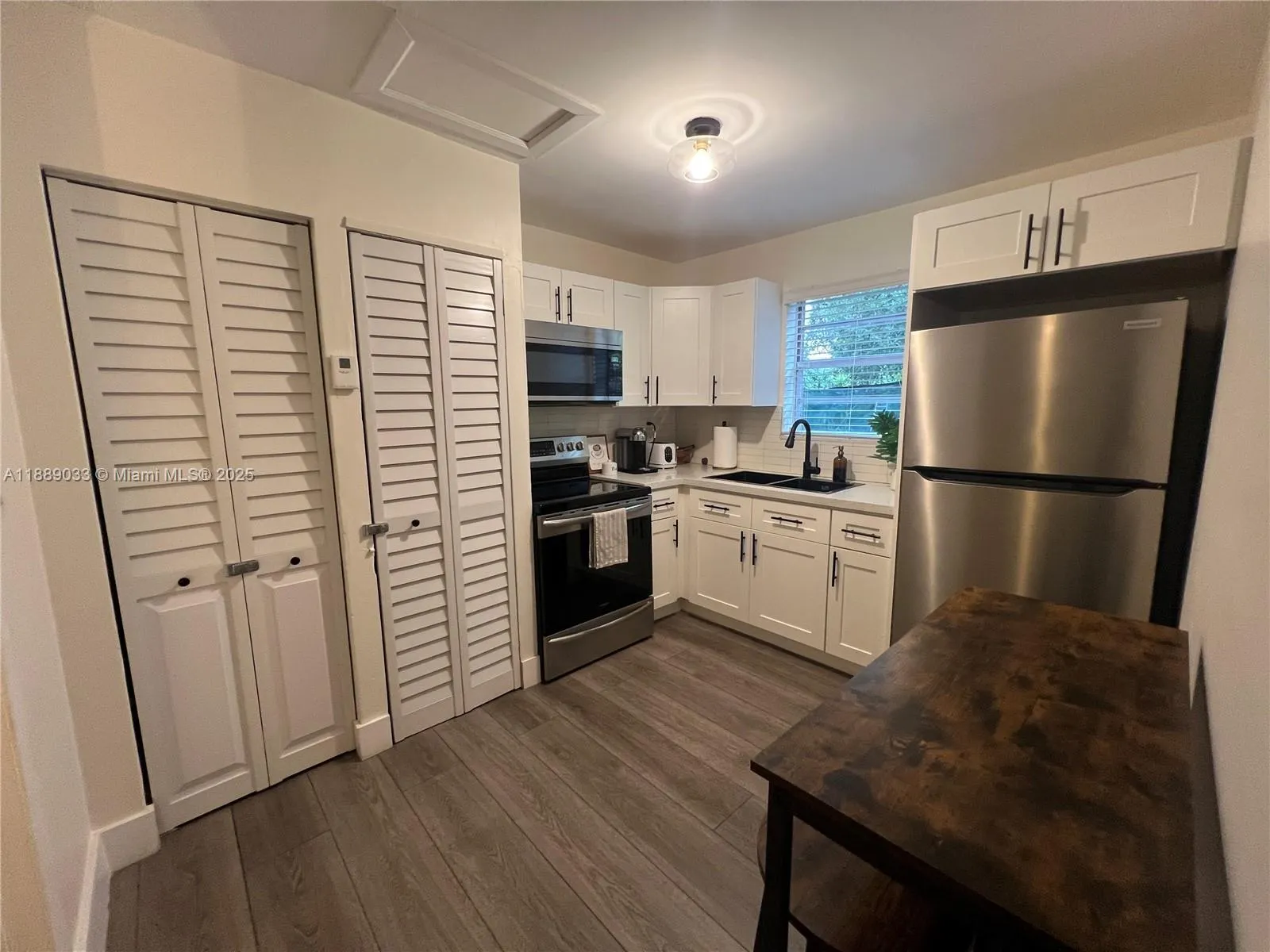 3102 SW 10th St, #3104A