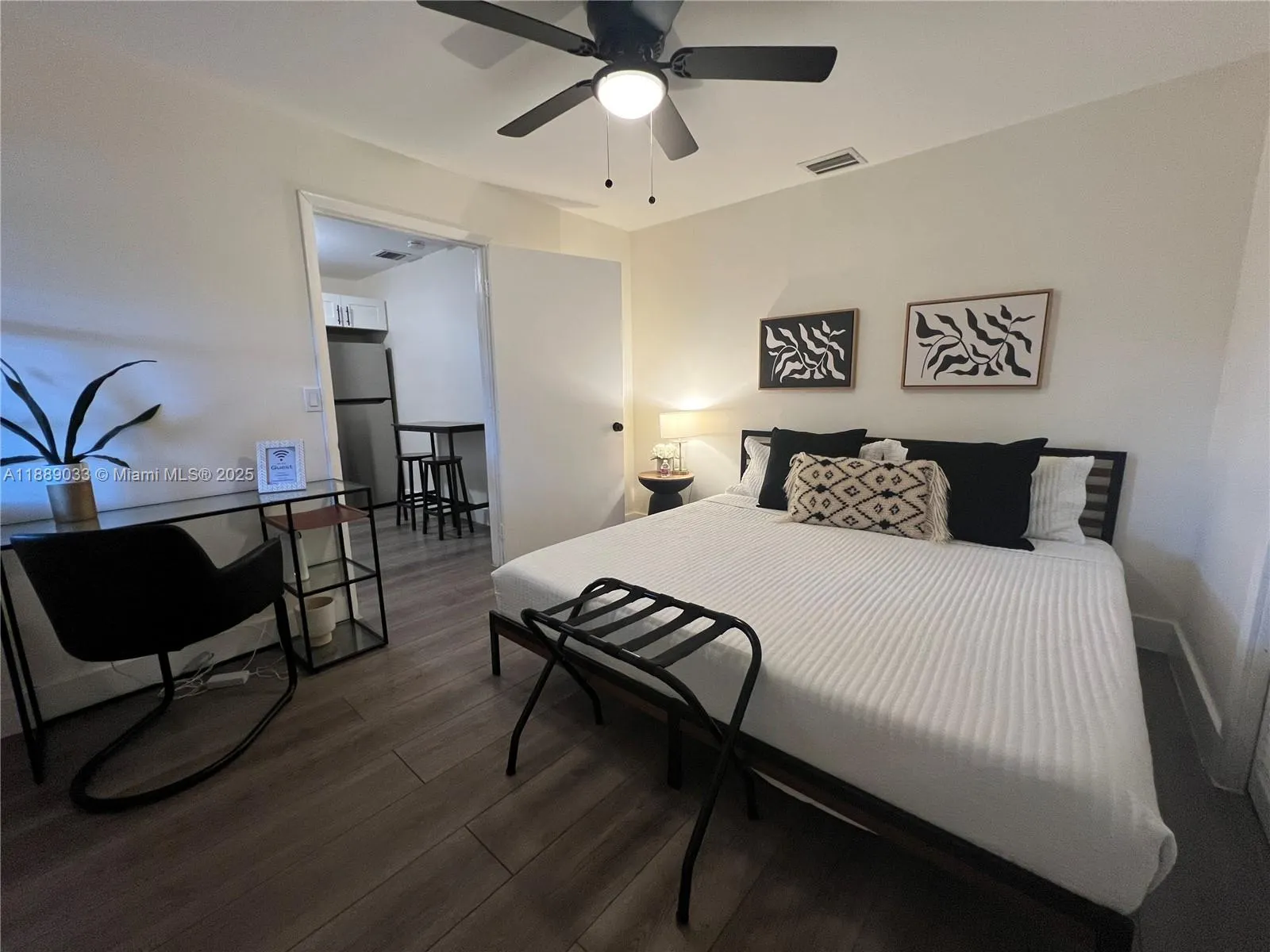 3102 SW 10th St, #3104A
