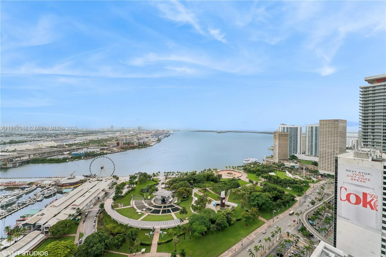 244 Biscayne Blvd, #3903