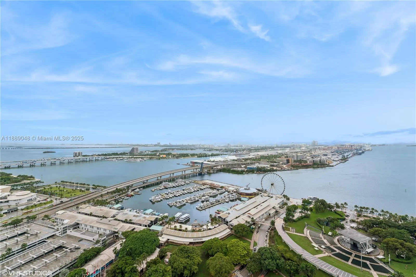 244 Biscayne Blvd, #3903