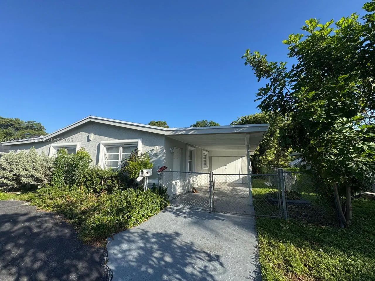 6241 NW 12th St