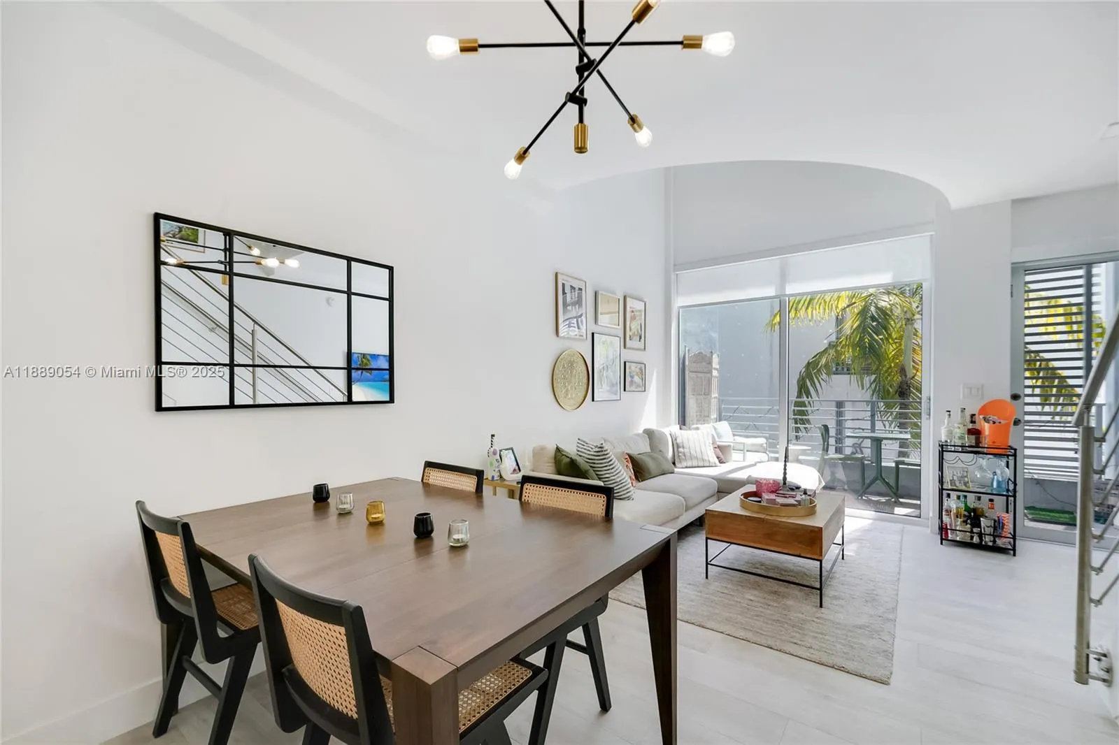 3339 Virginia St, #329