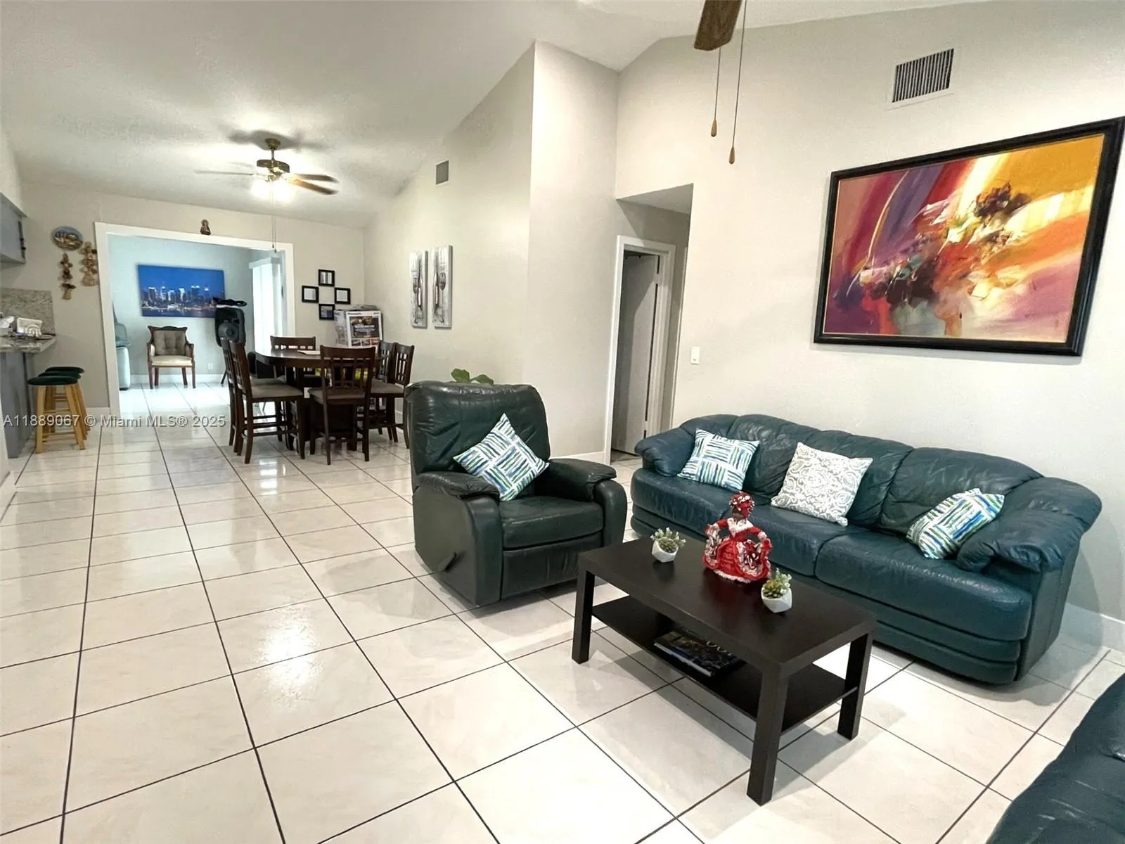 1213 SW 82nd Ave