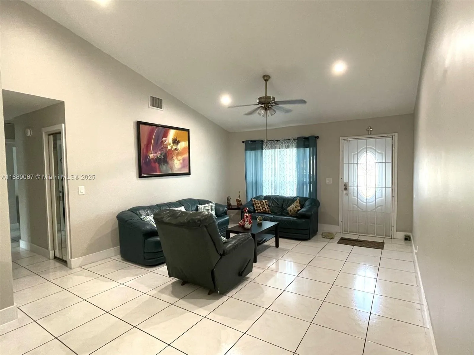 1213 SW 82nd Ave
