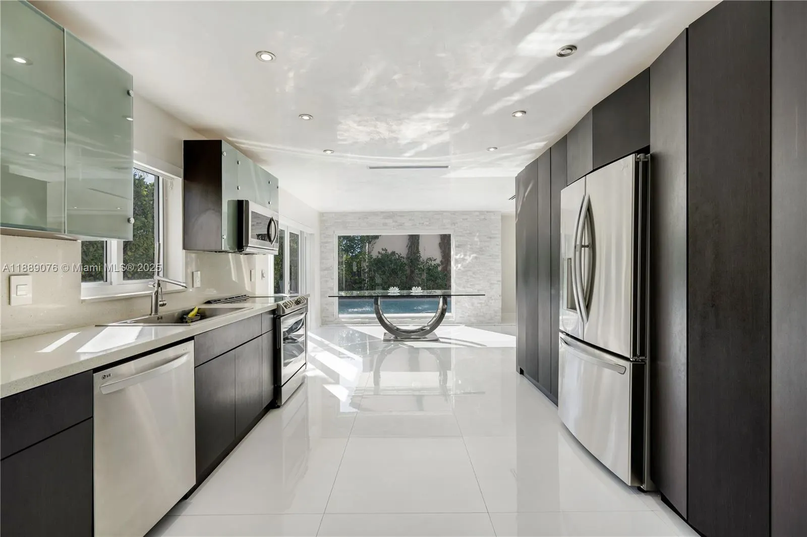6763 SW 106 pl