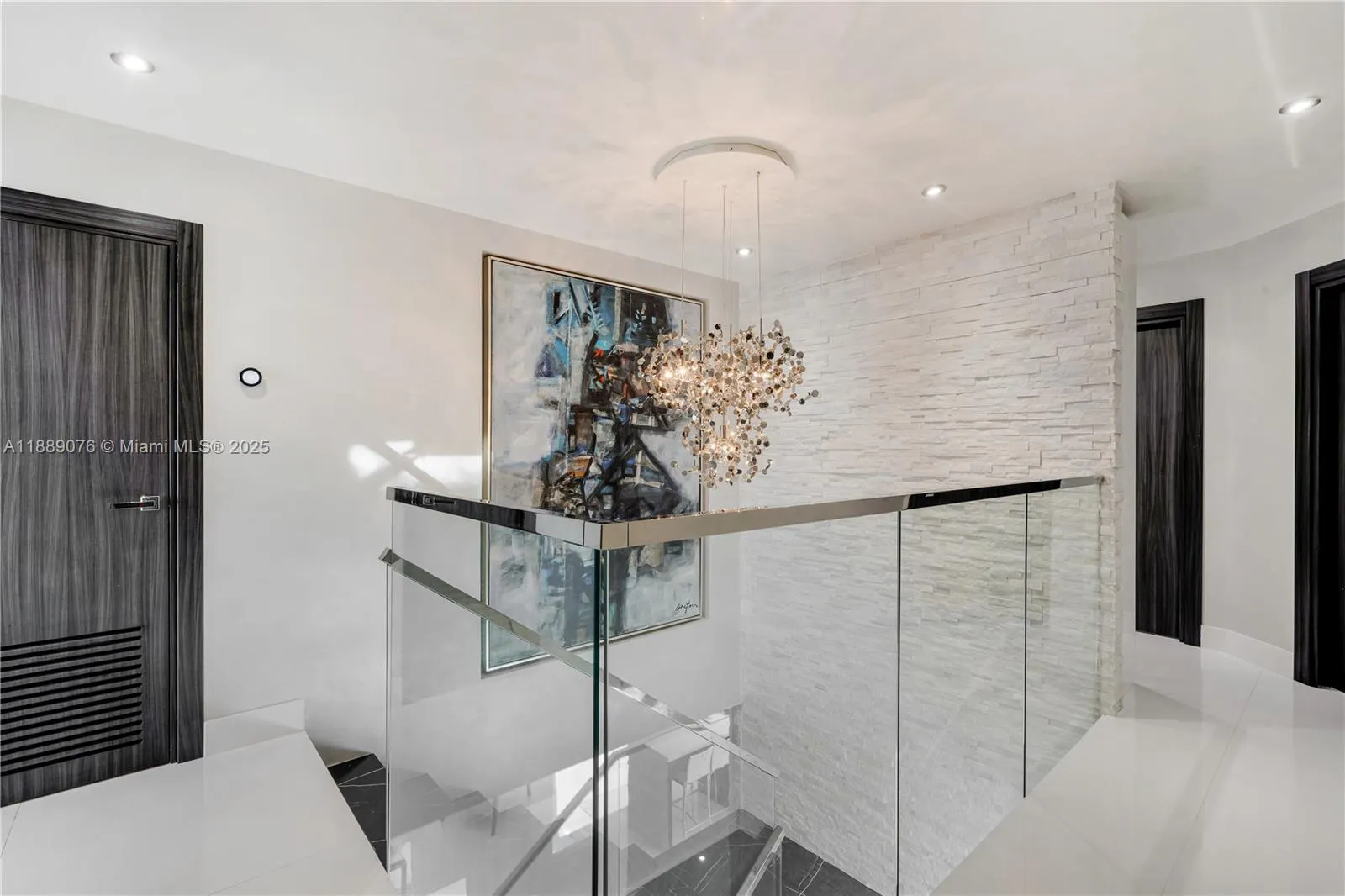 6763 SW 106 pl