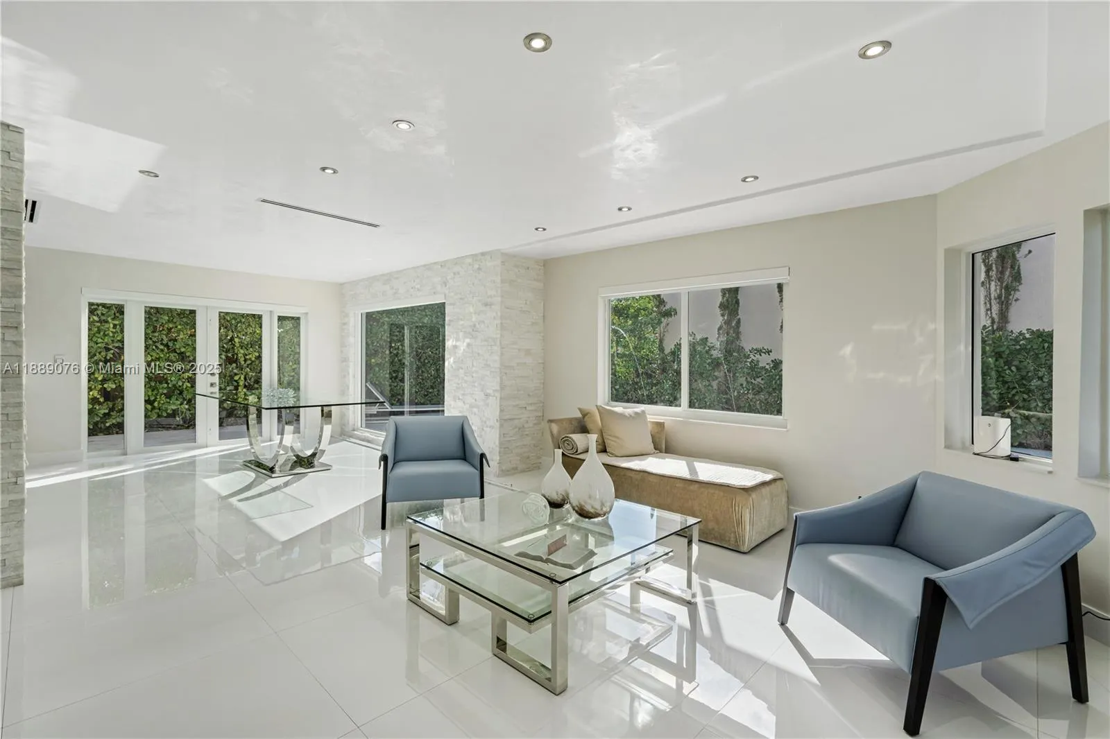 6763 SW 106 pl