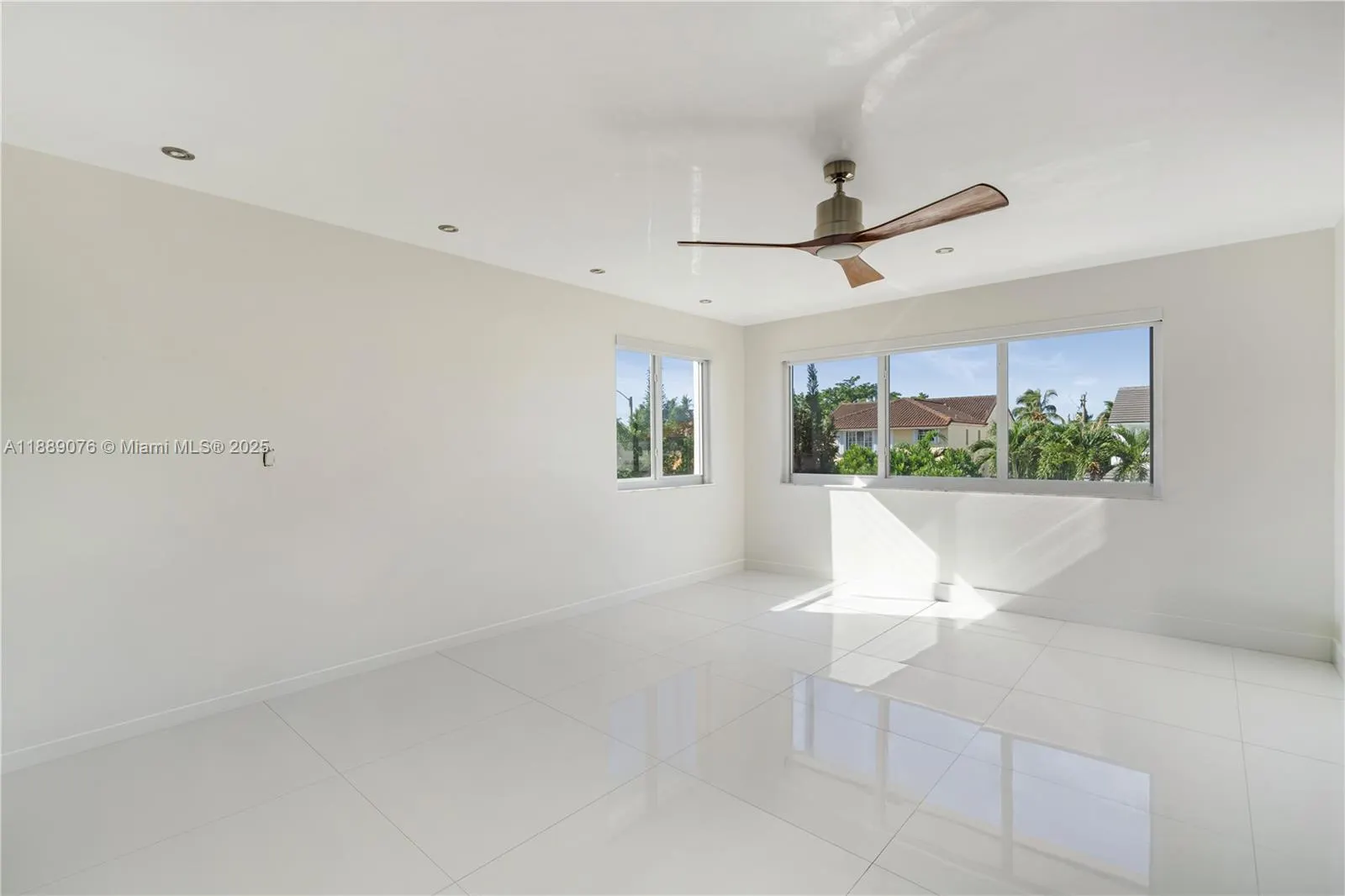6763 SW 106 pl