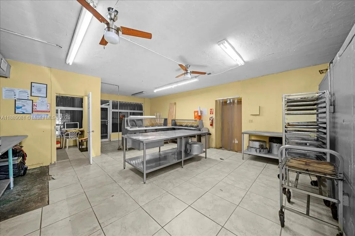 2313 NW 27th Ave