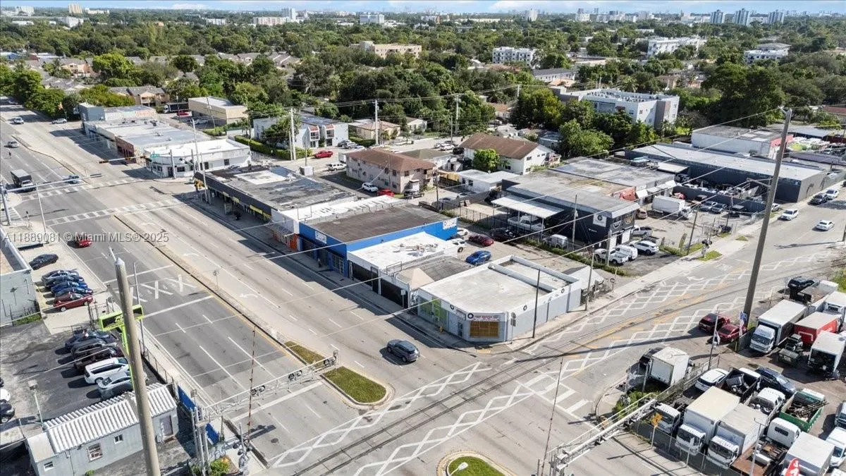 2313 NW 27th Ave