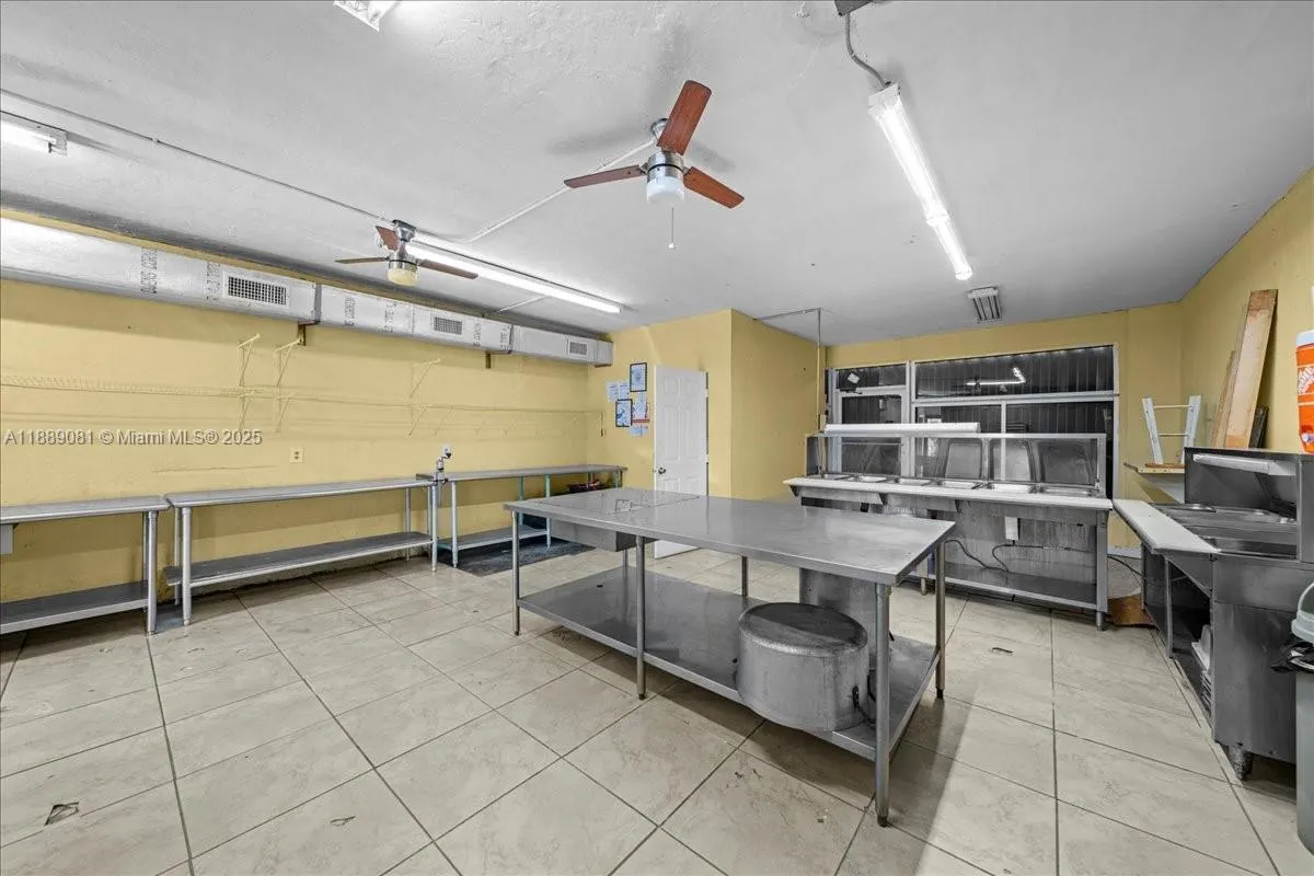 2313 NW 27th Ave