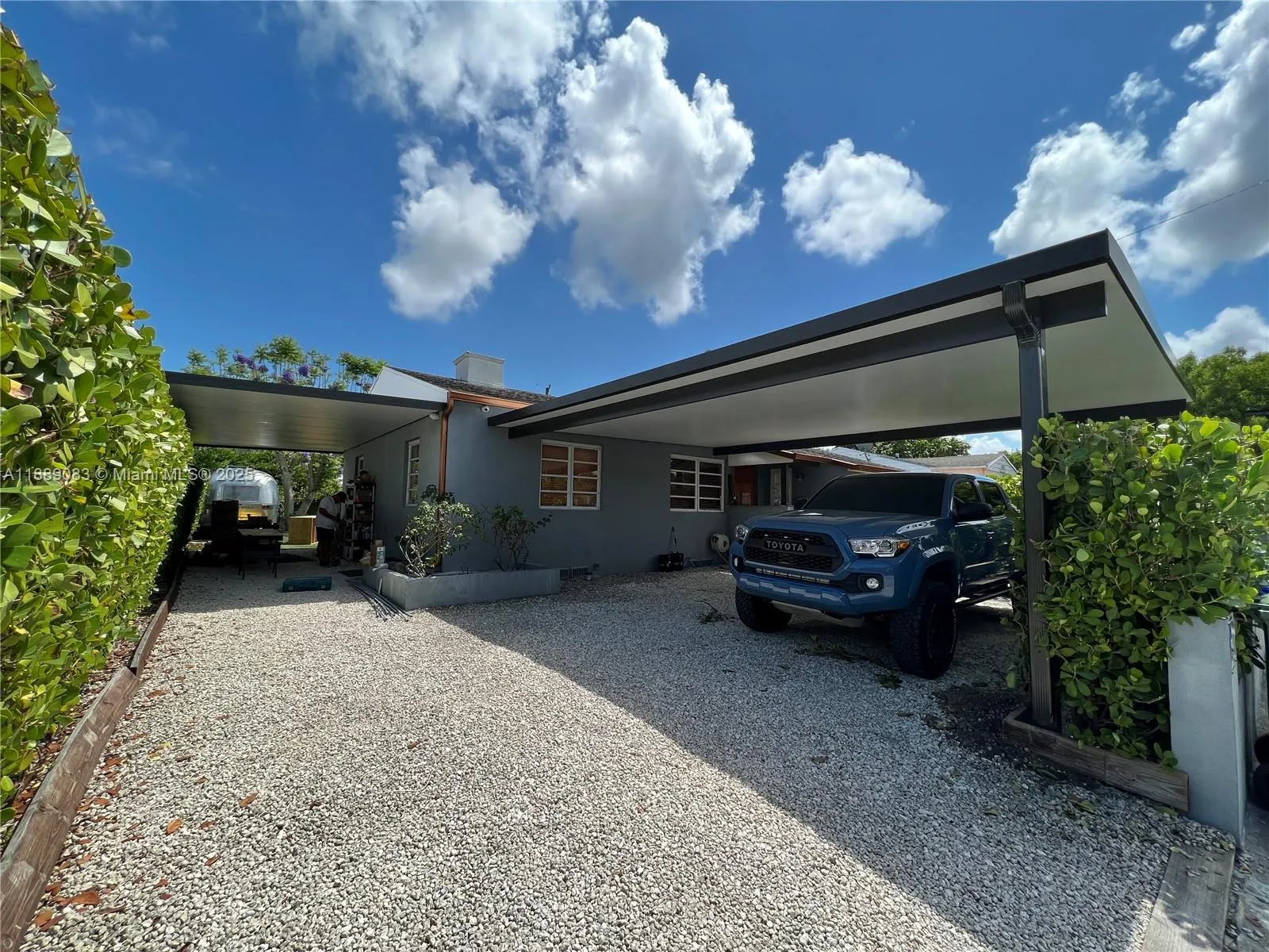 3160 SW 19th Ter