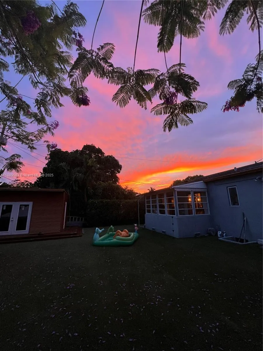 3160 SW 19th Ter