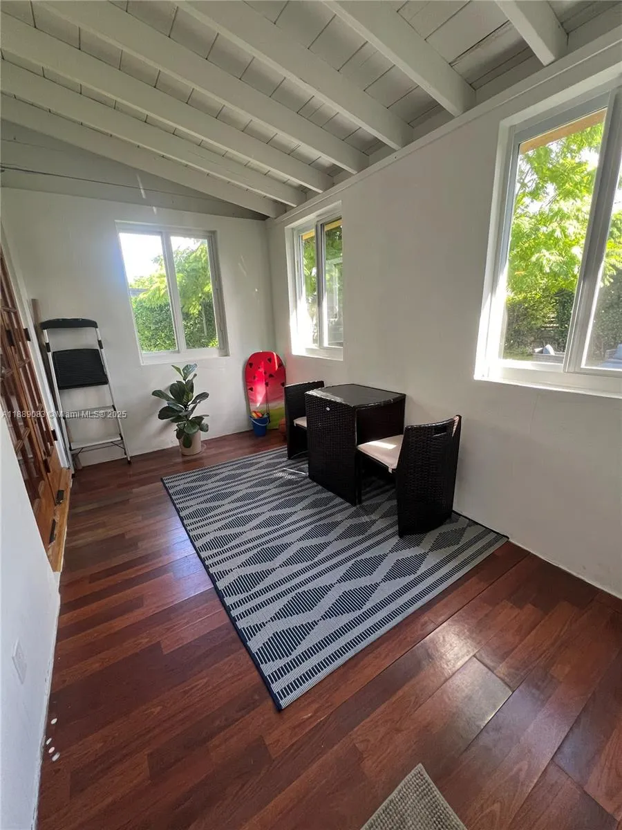 3160 SW 19th Ter