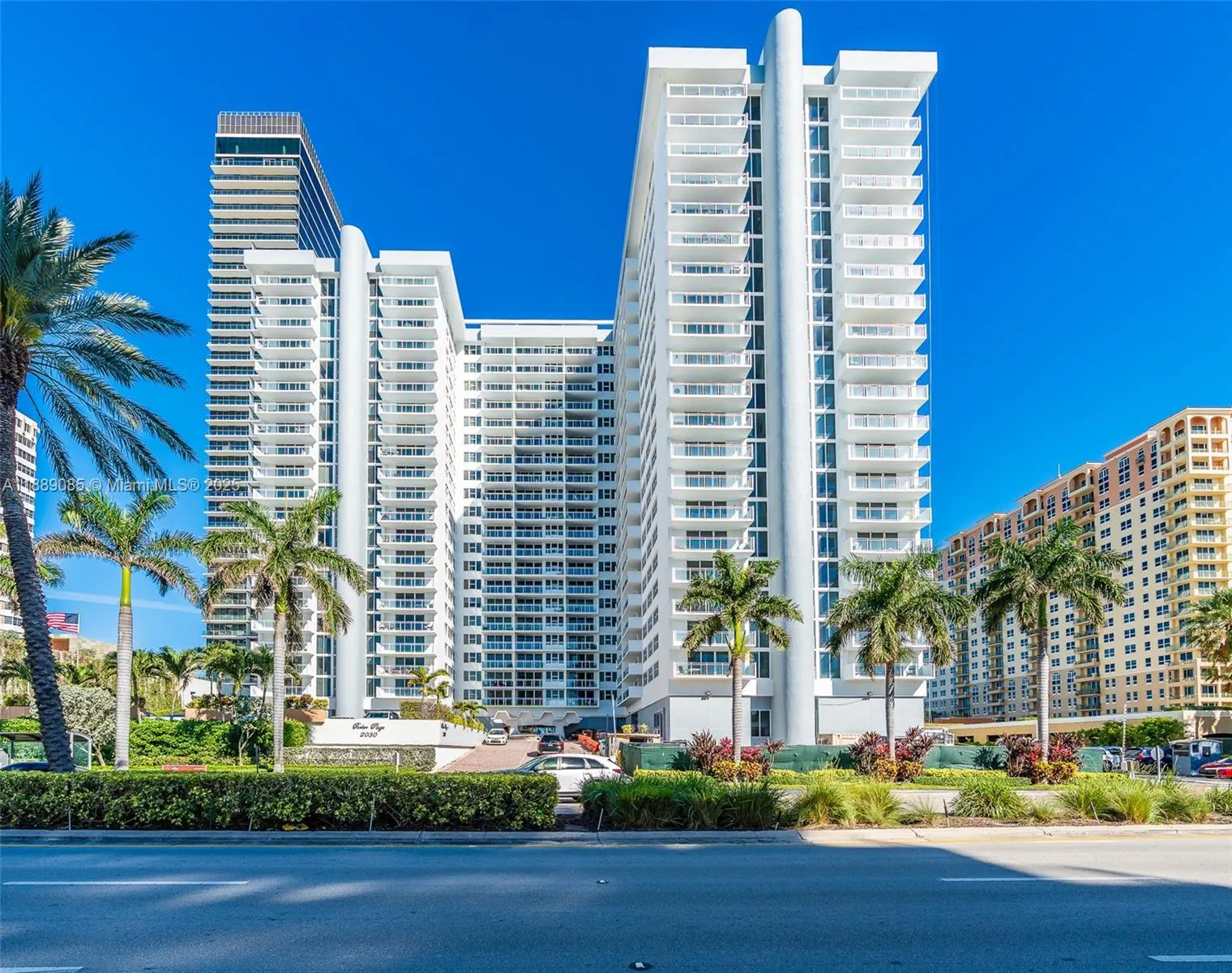 2030 S Ocean Dr, #1127