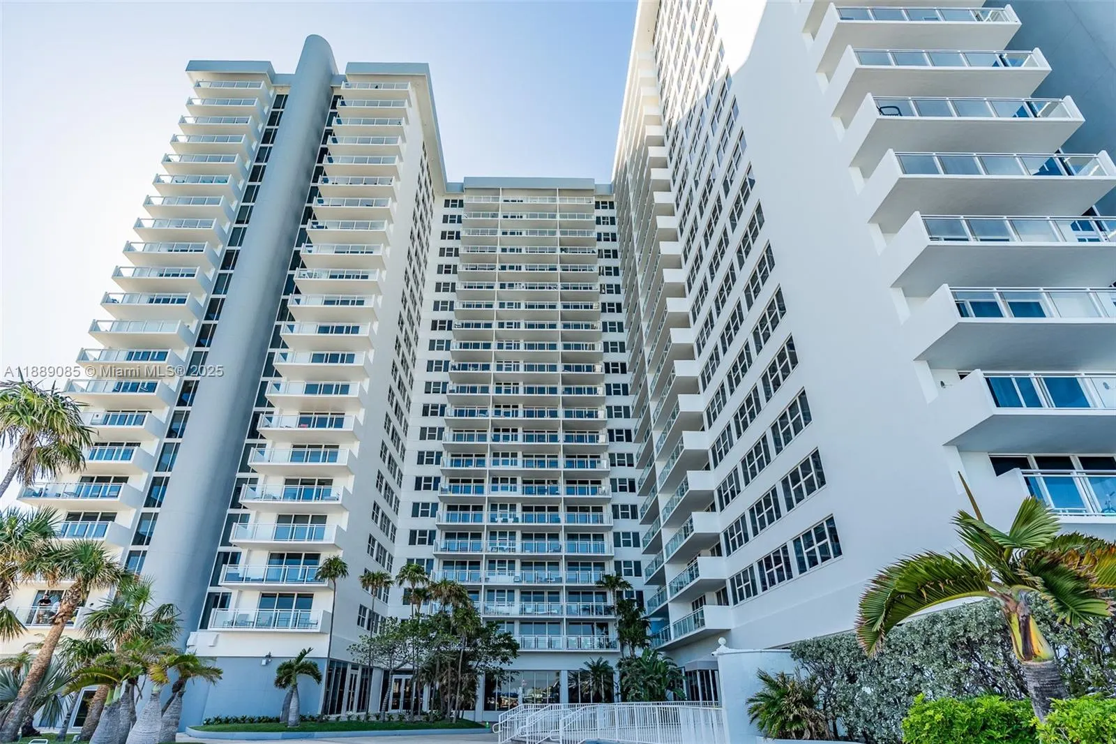 2030 S Ocean Dr, #1127