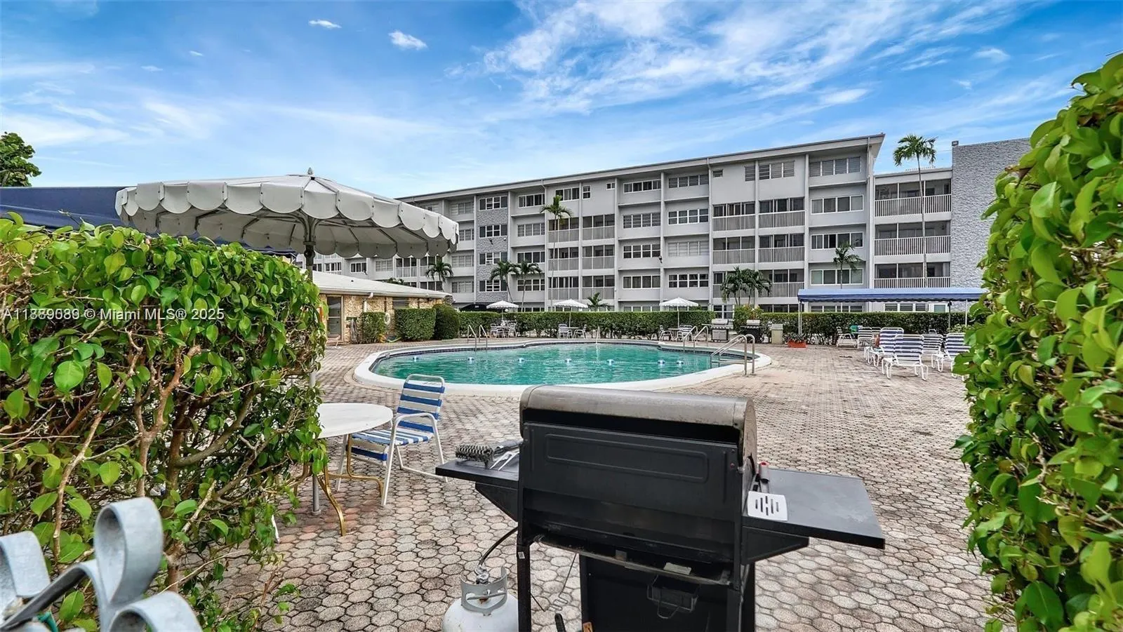 329 SE 3rd St, #305S