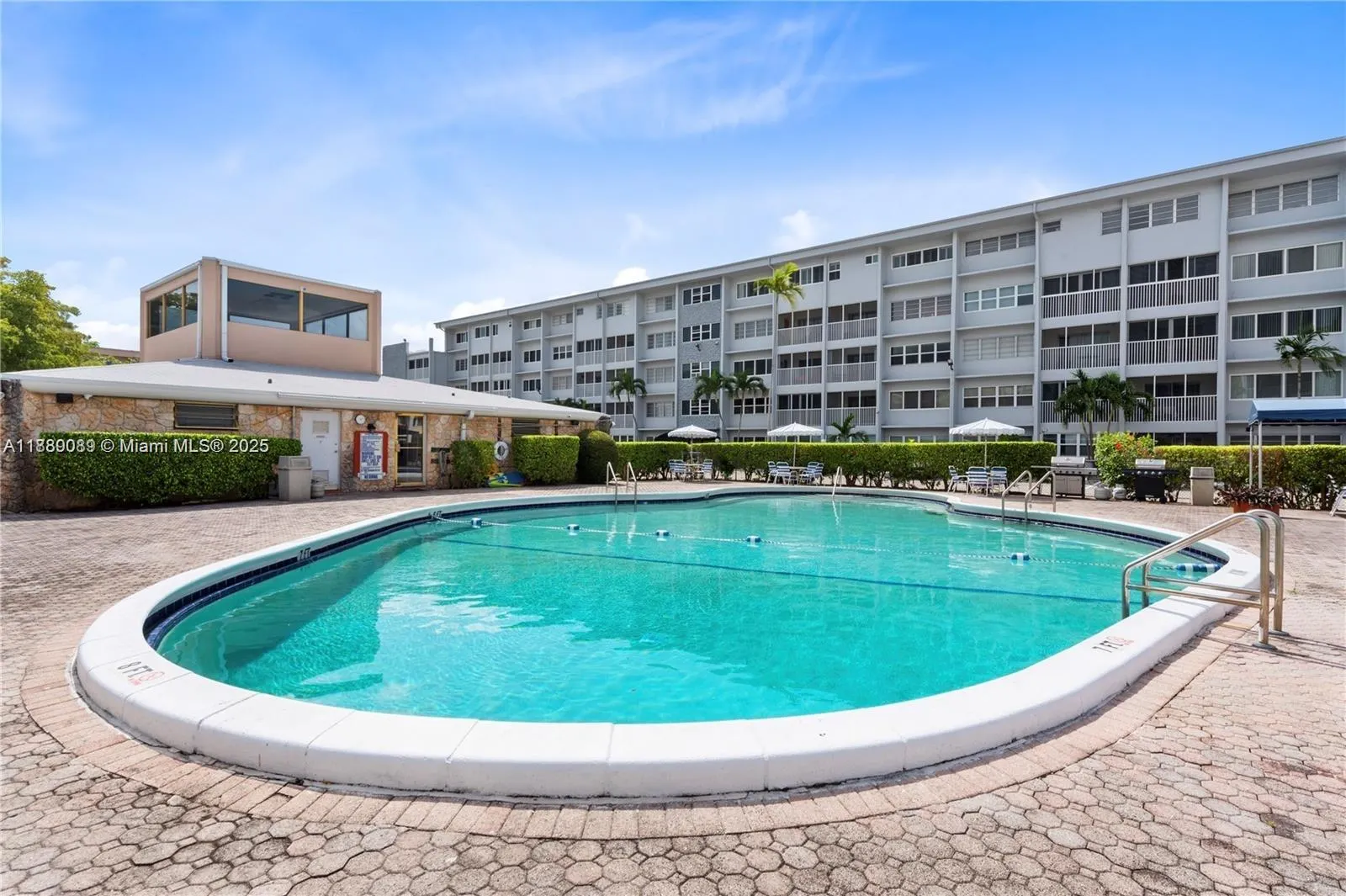 329 SE 3rd St, #305S