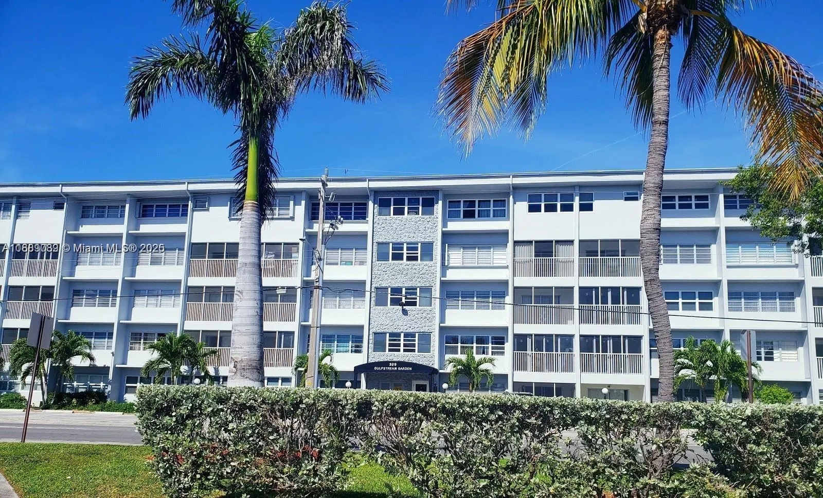 329 SE 3rd St, #305S