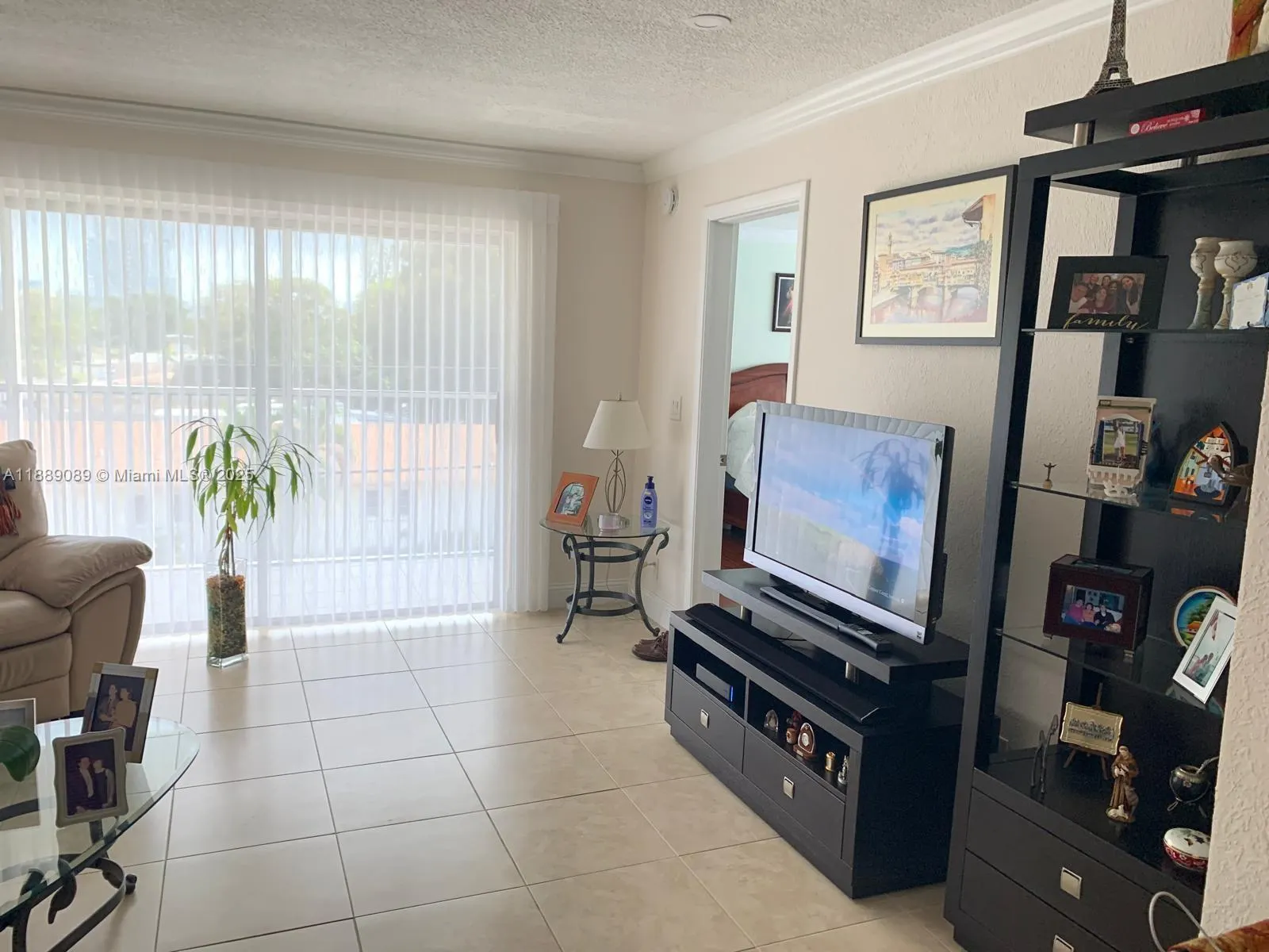 329 SE 3rd St, #305S