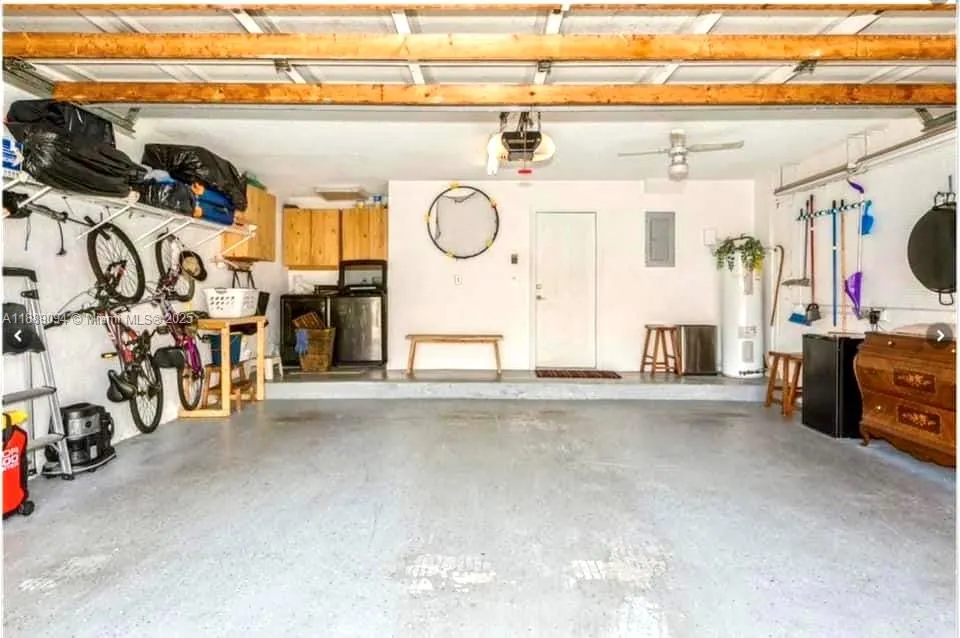 620 Royal Palm Way