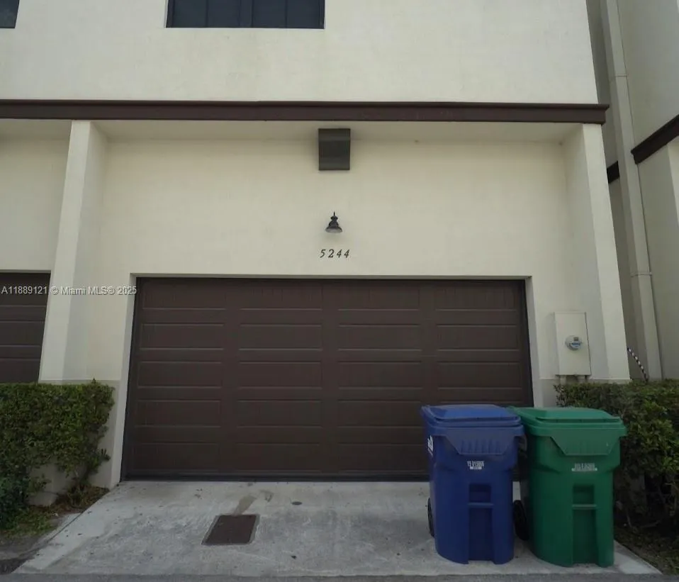 5244 NW 83rd Ct, #5244