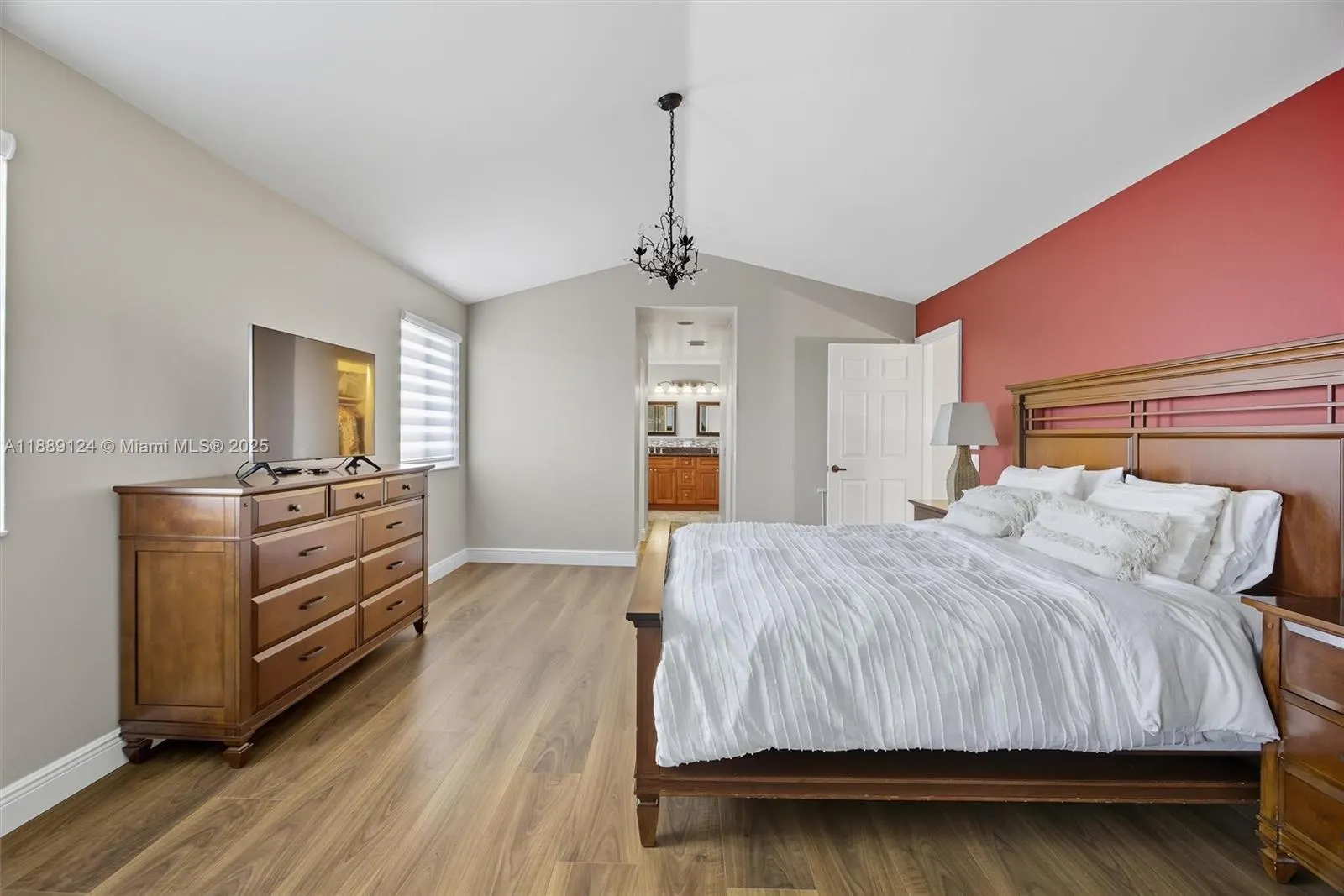 4195 Palmetto Trl