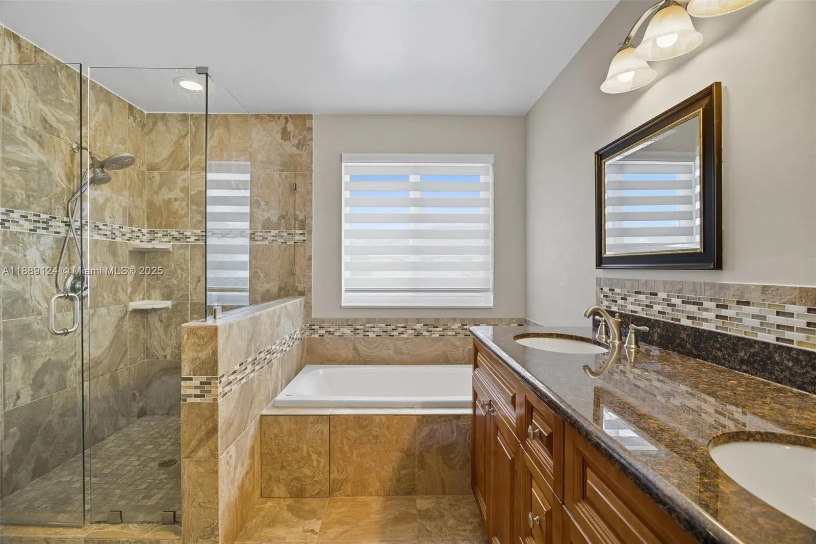 4195 Palmetto Trl