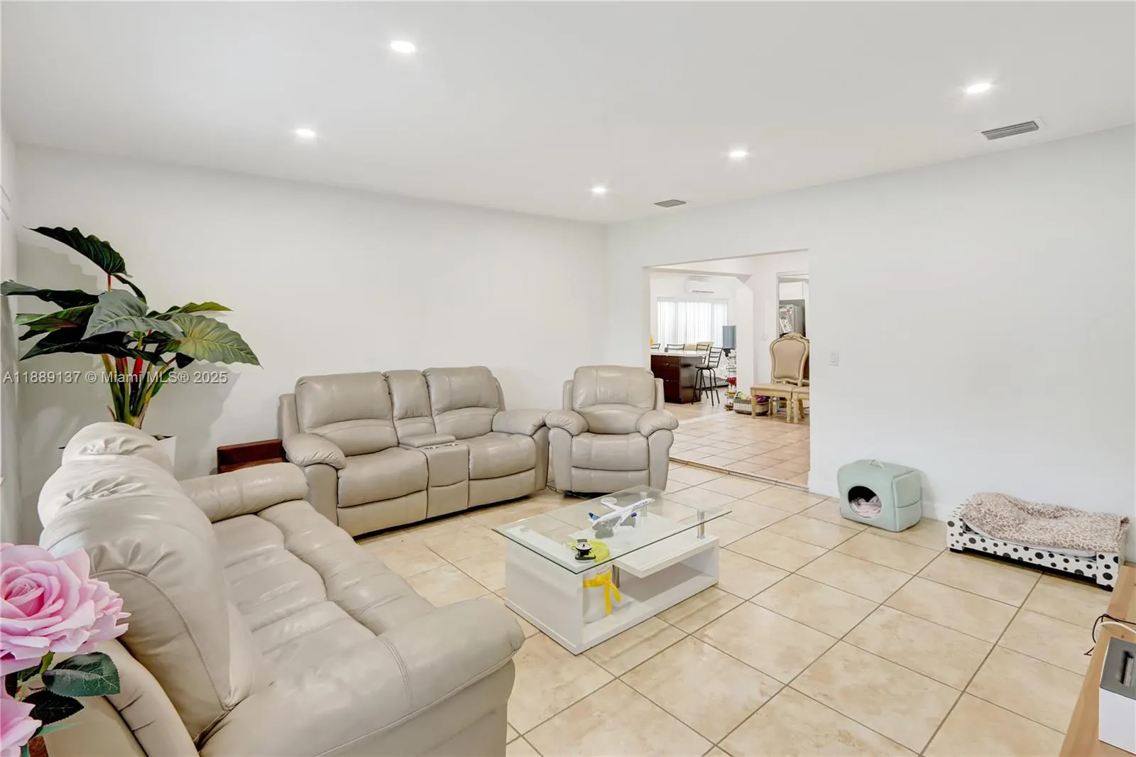 2580 SW 69th Ave