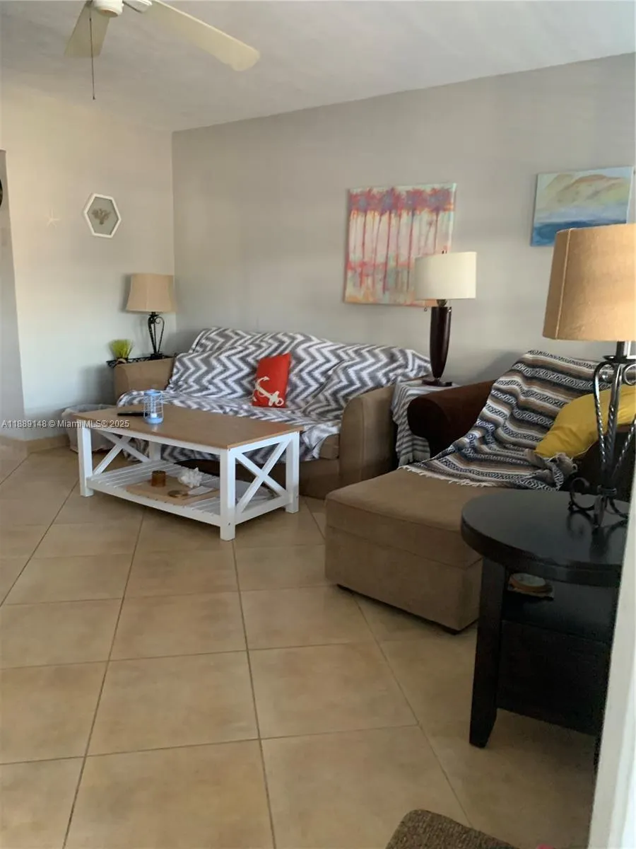 322 Taylor St, #2D