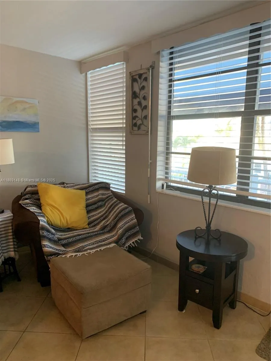 322 Taylor St, #2D