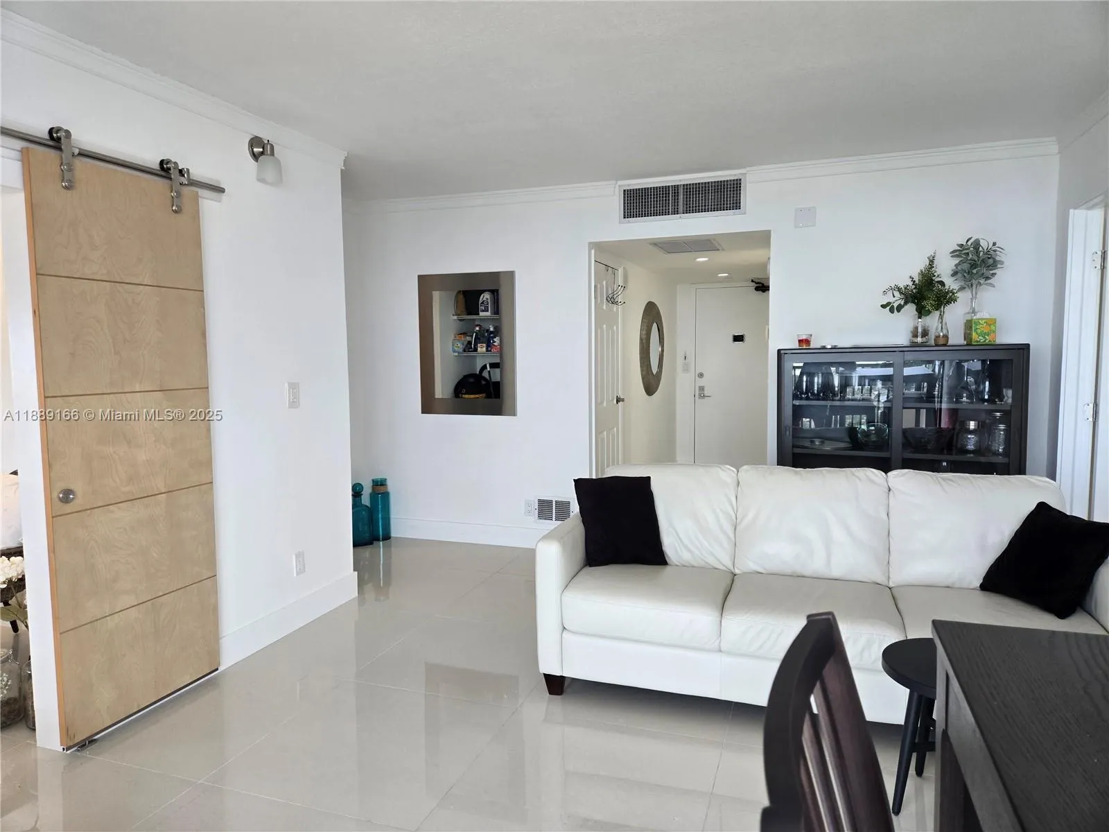 20379 W Country Club Dr, #2531