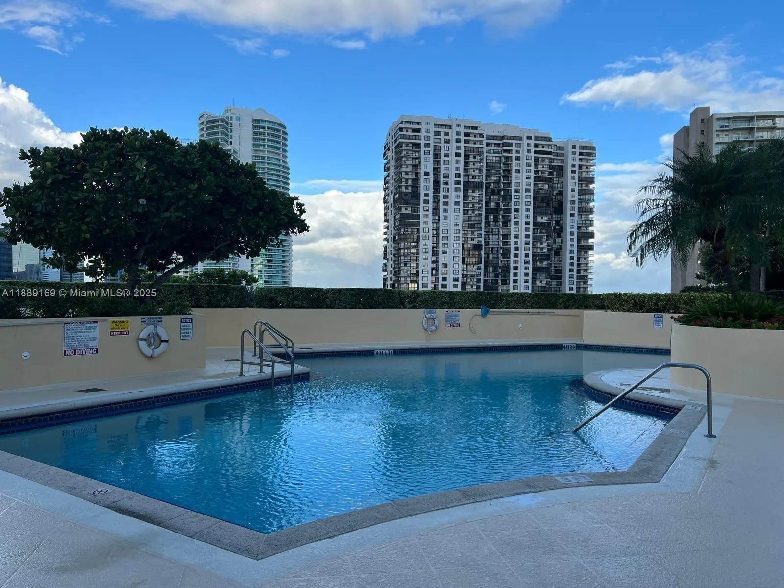 2475 Brickell Ave, #1509