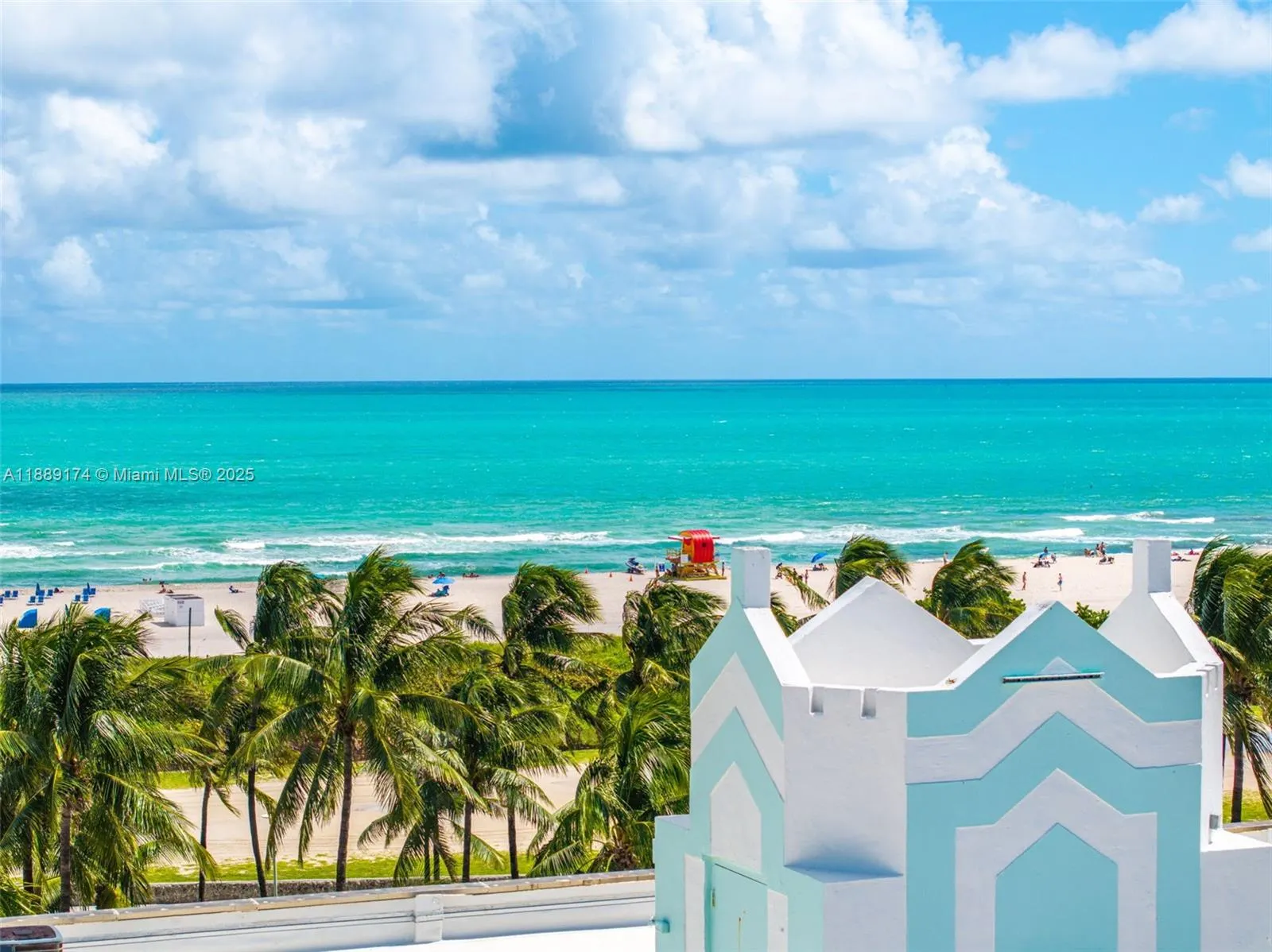 1390 Ocean Dr, #202