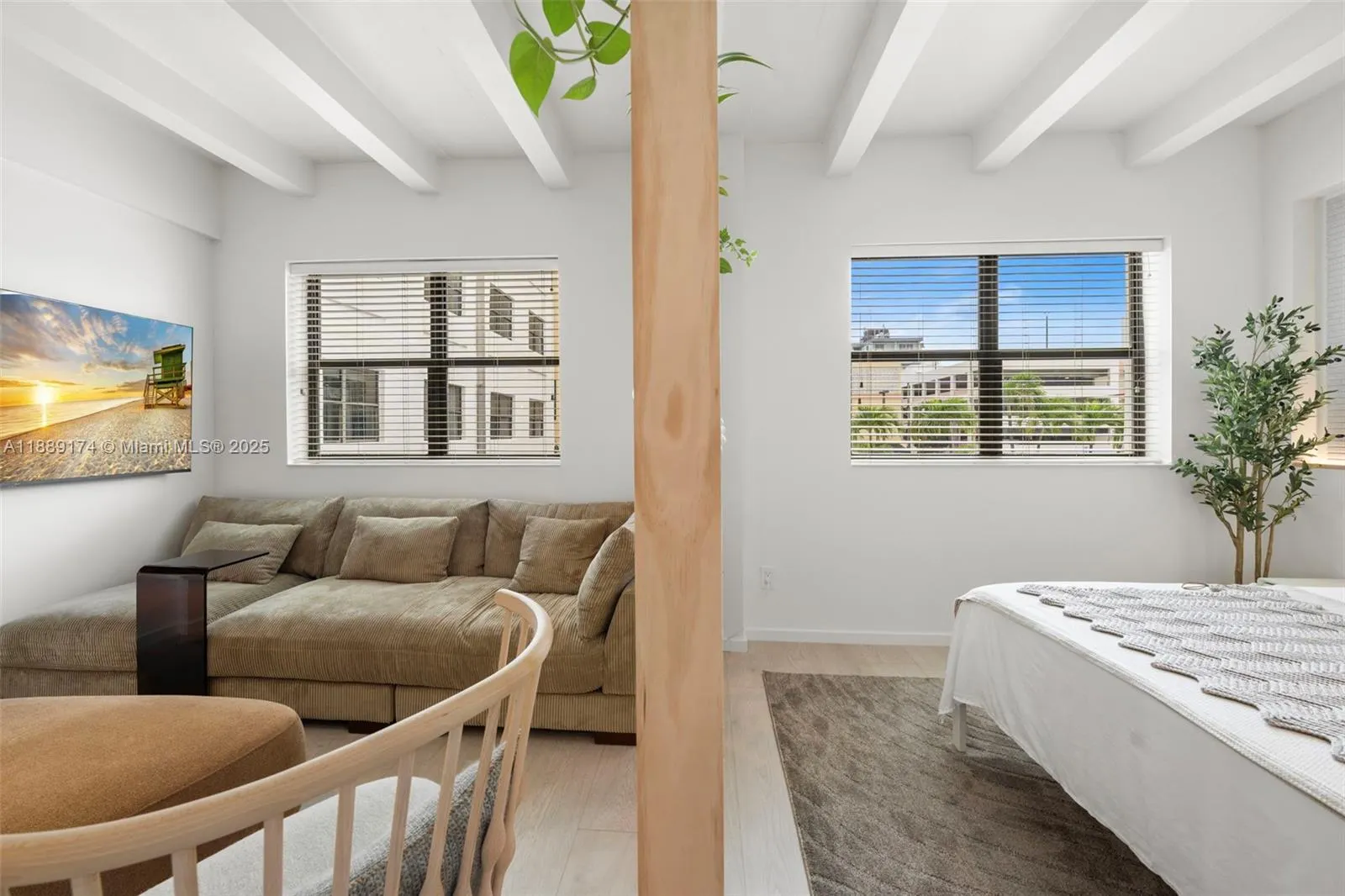 1390 Ocean Dr, #202