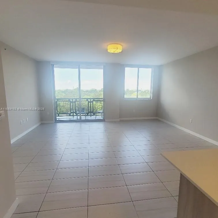 28250 S Dixie Hwy, #502