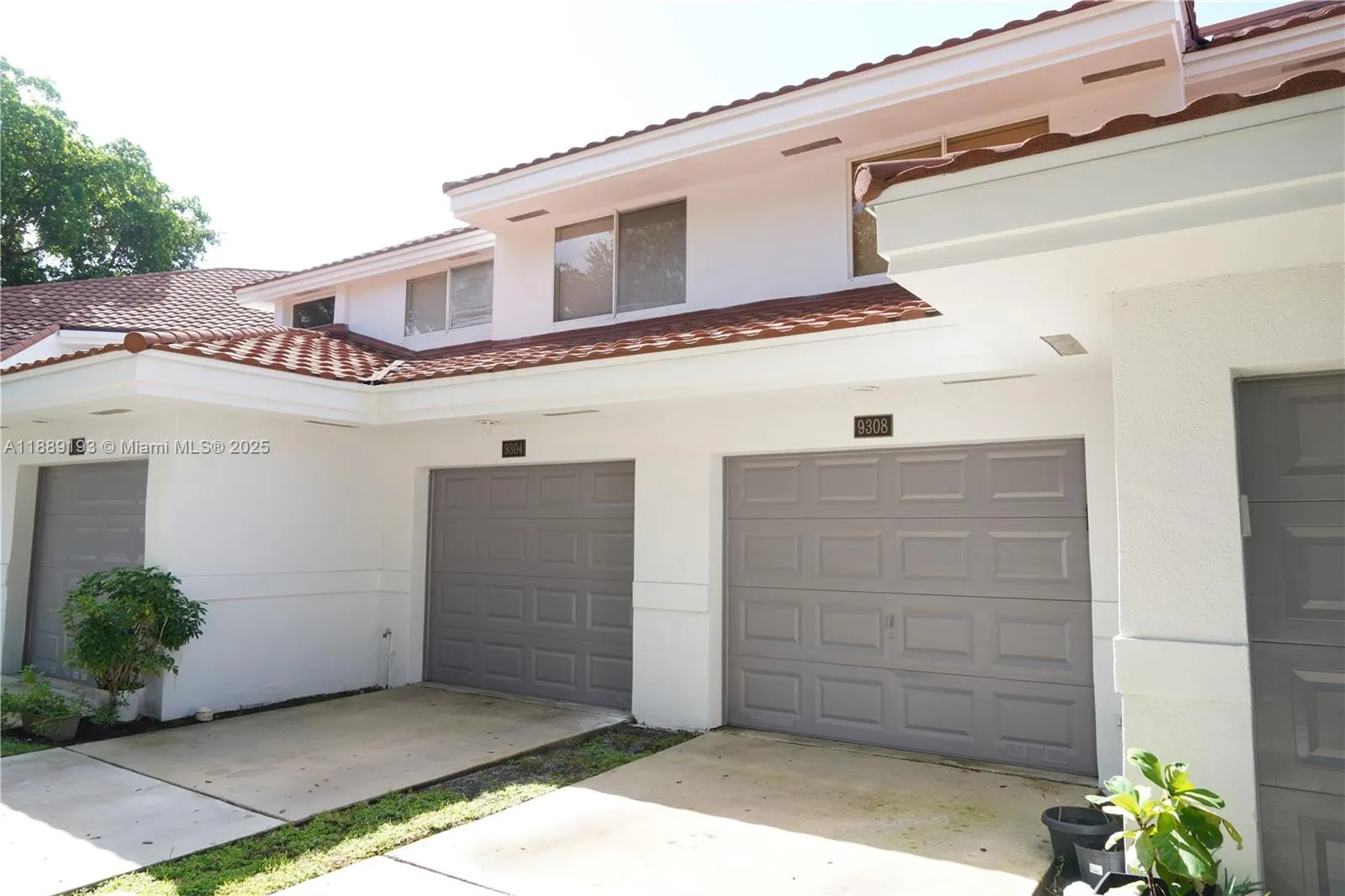 9308 NW 9th Pl, #9308