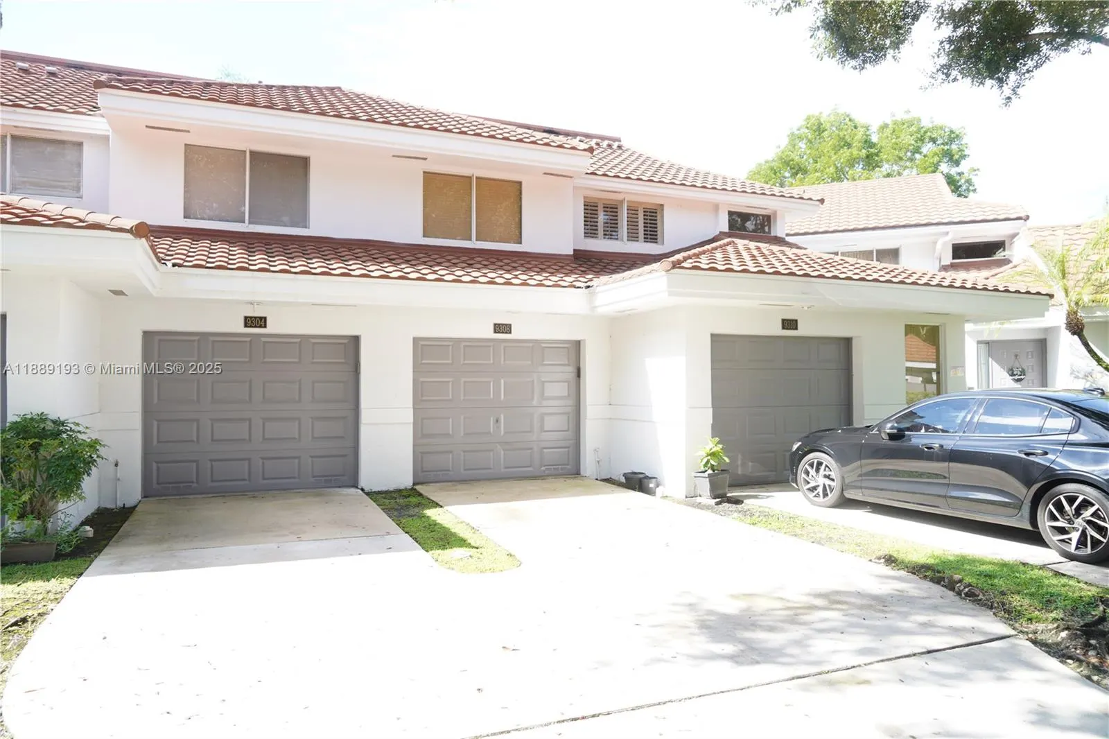 9308 NW 9th Pl, #9308