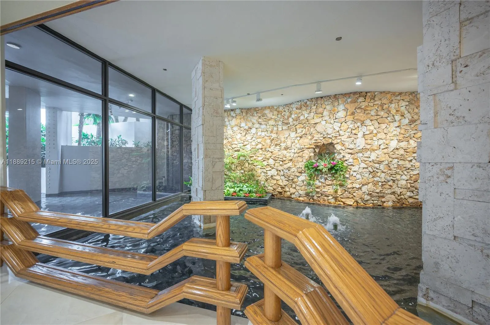 3 Grove Isle Dr, #C308