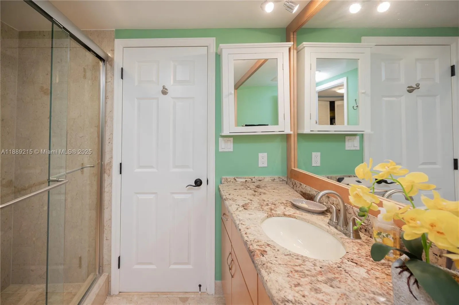 3 Grove Isle Dr, #C308